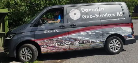 Firmabilen er klar